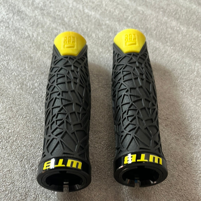 WTB Ace Padloc Handlebar Grips Black yellow