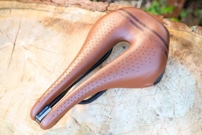 Selle Italia Novus Boost Heritage Superflow  Ti 316 Titanium Rails