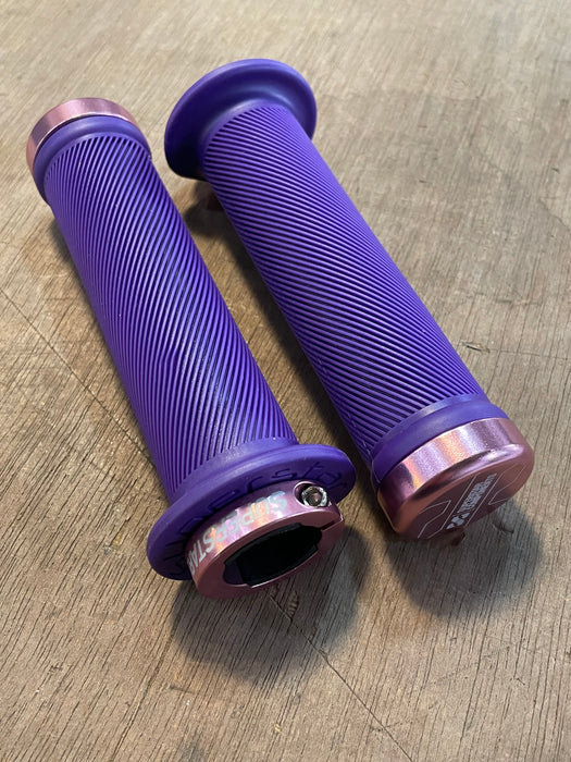 Superstar Lock On Grips - Half Flange Limited Edition